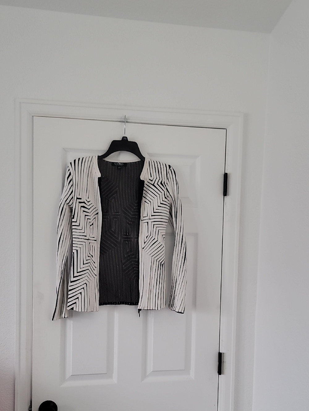 Ralph Lauren Black and White Geometric Open-Front Blazer